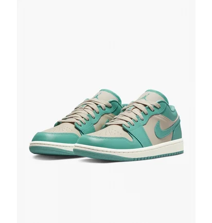 Кросівки жіночі Air Jordan 1 Low Light Blue Dc0774-131