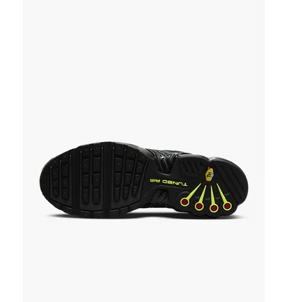 Кроссовки мужские Nike Air Max Plus 3 Black FQ2387-001