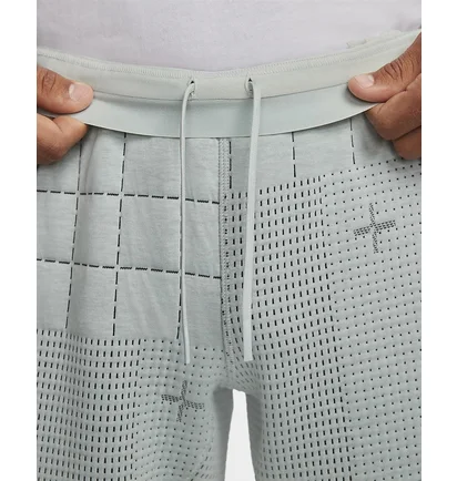 Штани чоловічі Nike Mens Engineered Fleece Pants Grey Dm5550-034