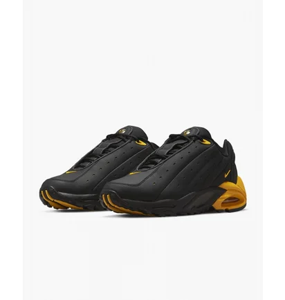 Кросівки чоловічі Nike Nocta X Hot Step Air Terra Black University Gold Black Dh4692-002