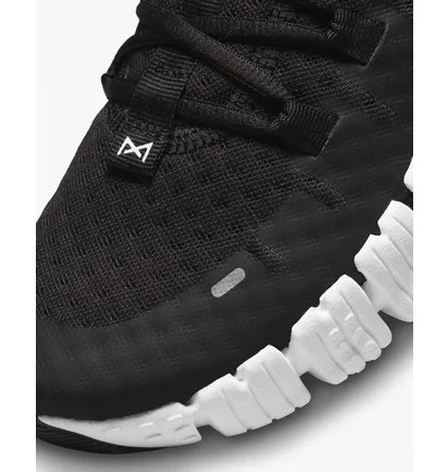 Кроссовки женские Nike Free Metcon 5 Black DV3950-001