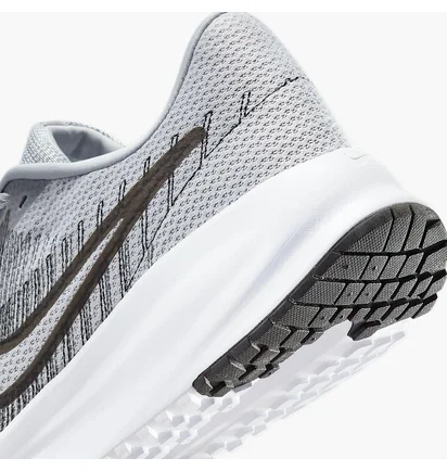 Кроссовки мужские Nike Run Defy Grey HM9594-003