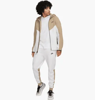 Спортивный костюм мужской Nike Sportswear Tech Fleece Windrunner Tracksuit Beige/White FB7921-121__FB8002-121