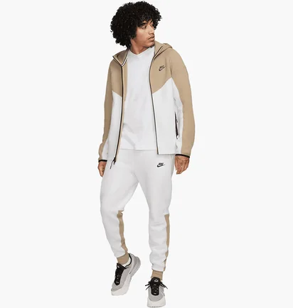 Спортивный костюм мужской Nike Sportswear Tech Fleece Windrunner Tracksuit Beige/White FB7921-121__FB8002-121