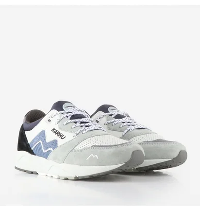 Кроссовки мужские Karhu Aria 95 Shoes Beige/Grey F803092