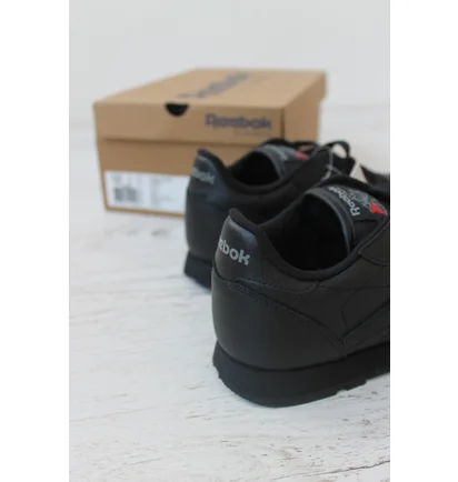 Кросівки жіночі Reebok Classic Leather Black 50149