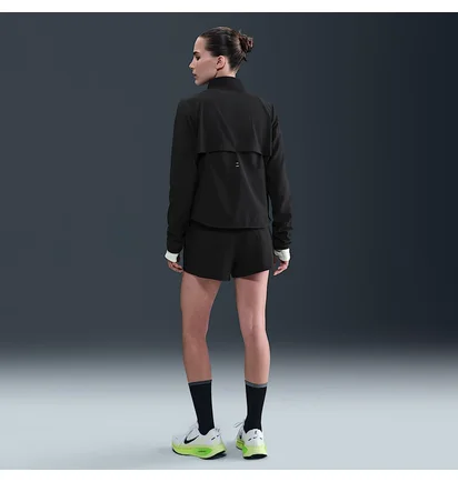 Ветровка женская Nike Tempo Swoosh Run Black HV2647-010