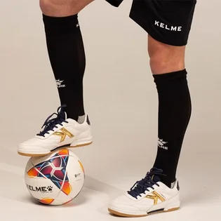 Футзалки унисекс Kelme Flamenco Lnfs White 55.899.919