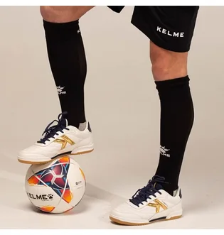 Футзалки унисекс Kelme Flamenco Lnfs White 55.899.919