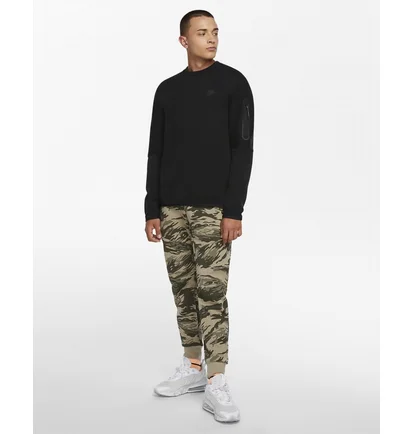 Свитшот мужской Nike Sportswear Tech Fleece Black CU4505-010