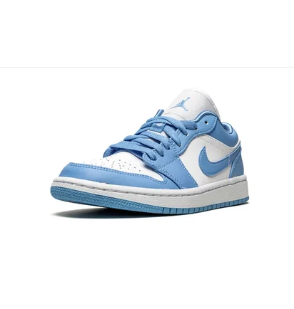 Кроссовки женские Air Jordan 1 Low Wmns White/Light Blue AO9944-441