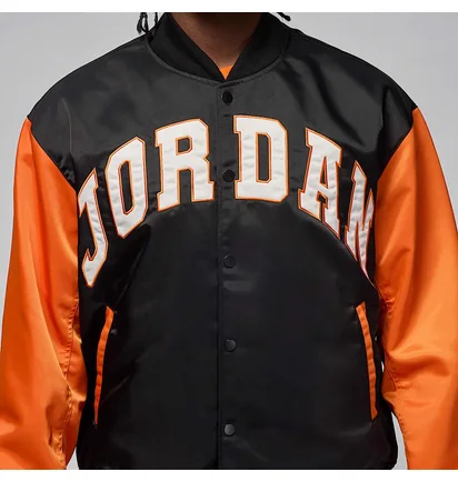 Бомбер мужской Air Jordan Brooklyn Collegiate Varsity Black/Orange HV0099-011