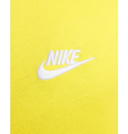 Футболка мужская Nike T-Shirt Sportswear Club Yellow AR4997-718