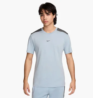 Футболка мужская Nike Sportswear Graphic Tee Light Blue FQ8821-440