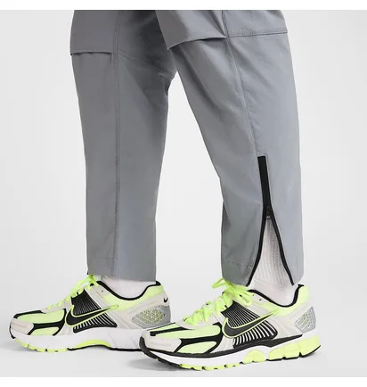 Штаны мужские Nike Tech Woven Grey IB6663-065