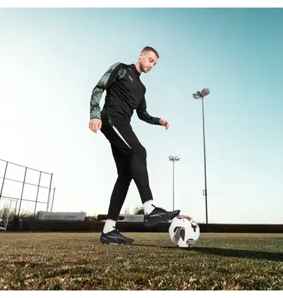 Бутсы унисекс Puma Future 5 Match Mxsg Black 107893-02