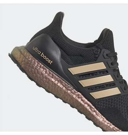 Кроссовки унисекс Adidas Ultraboost 1.0 Dna Shoes Black Hp9618