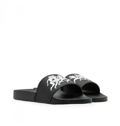Тапочки унисекс Carne Bollente Fast & Curious Pool Slides Black FCBLUPLS109005