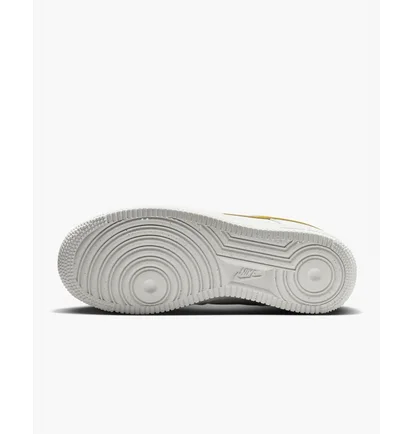 Кроссовки женские Nike Air Force 1 07 Se Shoes White DV3808-101