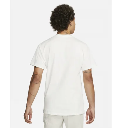 Футболка мужская Nike Sportswear White Fn4892-133