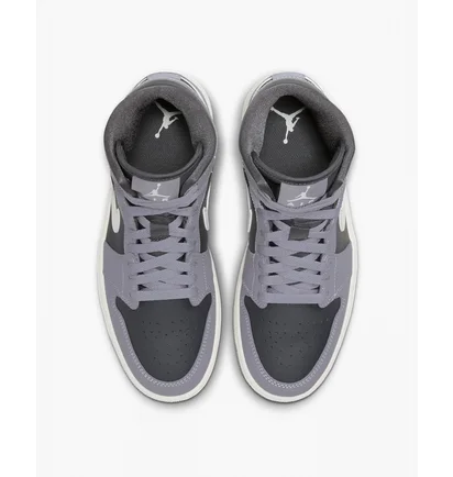 Кроссовки женские Air Jordan 1 Mid Grey Bq6472-022