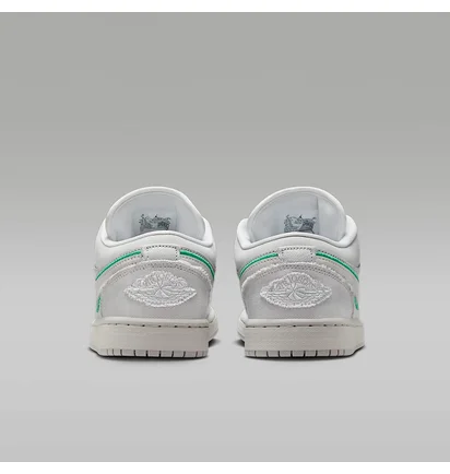 Кросівки жіночі Air Jordan Wmns 1 Low Se White IH3369-077