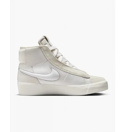 Кросівки жіночі Nike Blazer Mid Victory White Dr2948-100