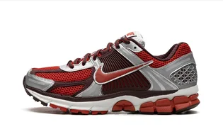 Кроссовки женские Nike Zoom Vomero 5 Red/Metallic FN7778-600