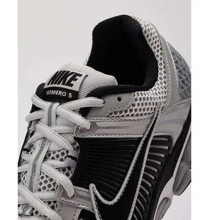 Кроссовки мужские Nike Zoom Vomero 5 Grey FJ4151-004