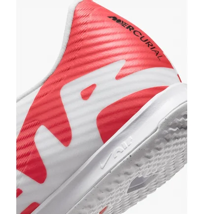 Футзалки унисекс Nike Mercurial Vapor 15 Academy Indoor/Court Soccer Shoes White/Red DJ5633-600