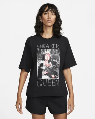 Футболка женская Nike T-Shirt Sportswear Black FD2531-010