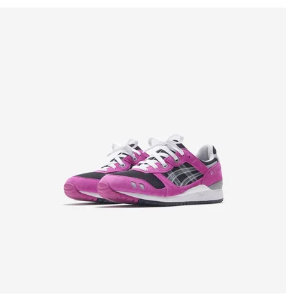 Кросівки чоловічі Asics Awake Gel-Lyte Iii Pink 1201A568-001
