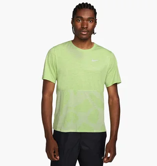 Футболка мужская Nike Dri-Fit Run Division Running Top Green DQ4750-358