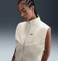 Жилетка женская Nike Sportswear Windrunner White HV2472-133