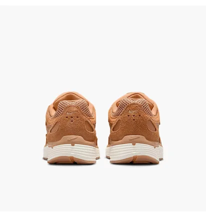 Кроссовки мужские Nike P-6000 Se Brown HF0015-201