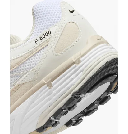 Кросівки жіночі Nike P-6000 Beige FQ2767-100