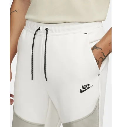 Штани чоловічі Nike Sportswear Tech Fleece White Dr6171-030