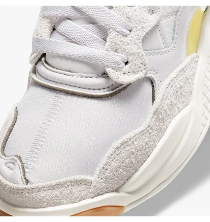 Кроссовки женские Air Jordan Ma2 Lunar Launch Grey CW5992-002