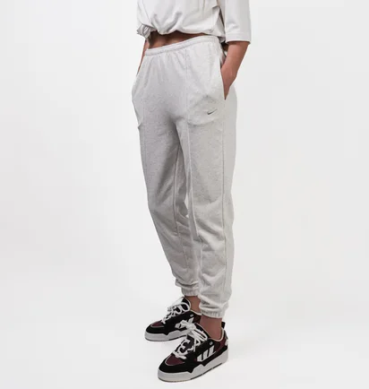 Штаны женские Nike Sportswear Chill Terry Woslim High-Waisted French Terry Sweatpants White FN2434-051