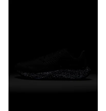 Кросівки жіночі Nike Air Zoom Pegasus 38 Shield Black DC4074-002
