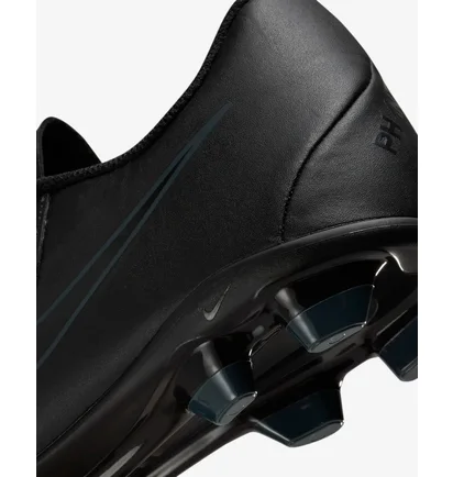 Бутсы унисекс Nike Phantom Gx 2 Club Mg Low Black FJ2557-002