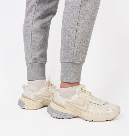 Штани жіночі Nike Sportswear Phoenix Fleece Grey Dq5688-063