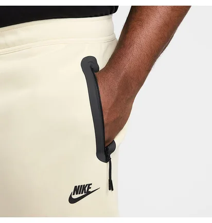 Штаны мужские Nike Tech MenS Fleece Open-Hem Pants Beige HJ6533-234