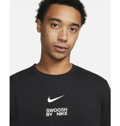 Футболка мужская Nike Sportswear T-Shirt Black FD1244-010