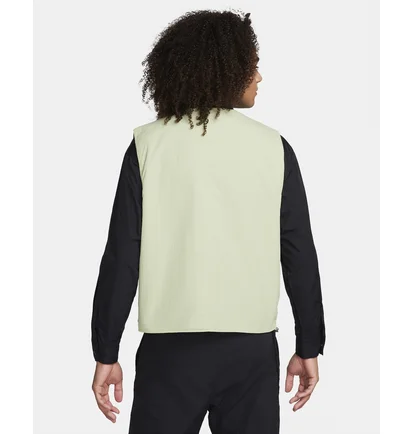 Жилетка чоловіча Nike Sportswear Tech Pack Therma-Fit Adv Nike Forward-Lined Vest Green FQ3863-371