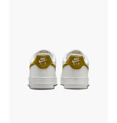 Кроссовки женские Nike Air Force 1 07 Se Shoes White DV3808-101