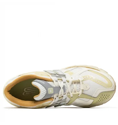 Кроссовки мужские New Balance 1906N Yellow M1906NLY