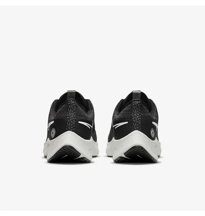 Кросівки жіночі Nike Air Zoom Pegasus 38 Shield Black DC4074-001