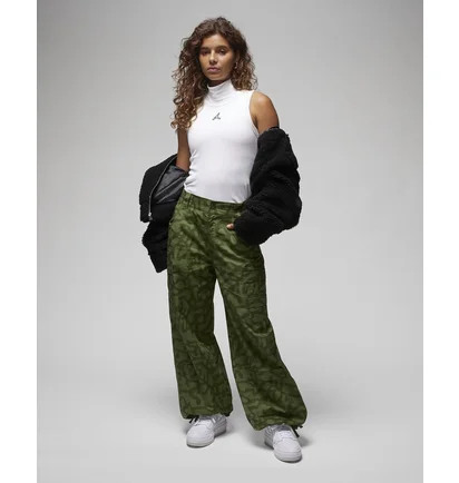 Штаны женские Air Jordan Chicago Pants Green FD7212-340