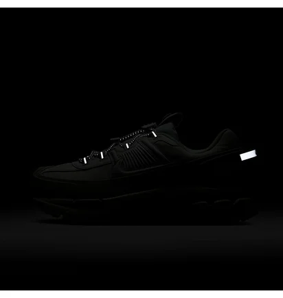 Кросівки жіночі Nike Zoom Vomero Roam Beige HV6410-100